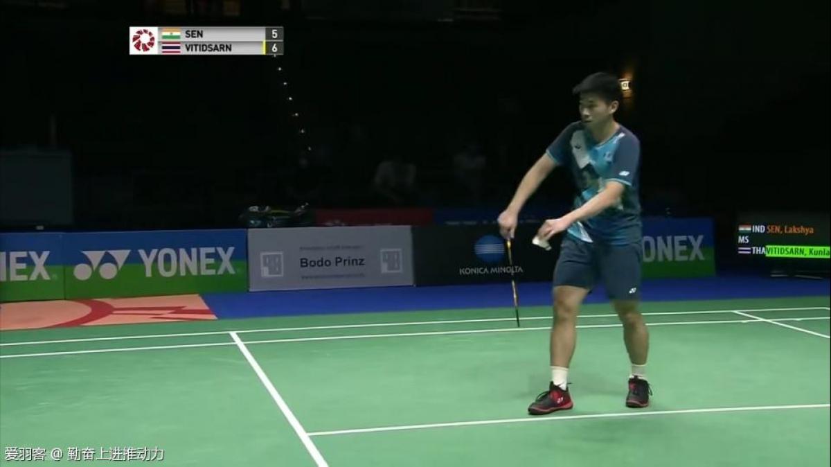 在比赛中展 在比赛中展