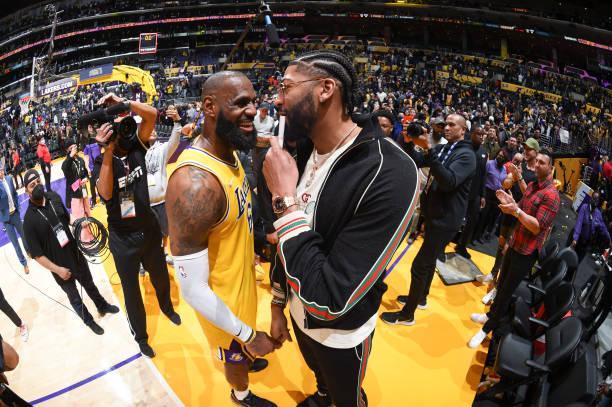 危机时刻 危机时刻